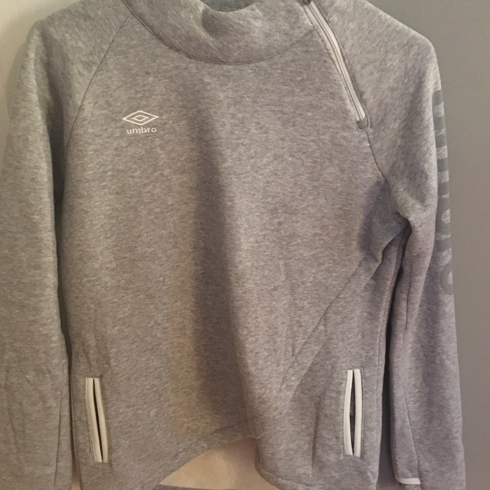 Umbro grey sweatshirt